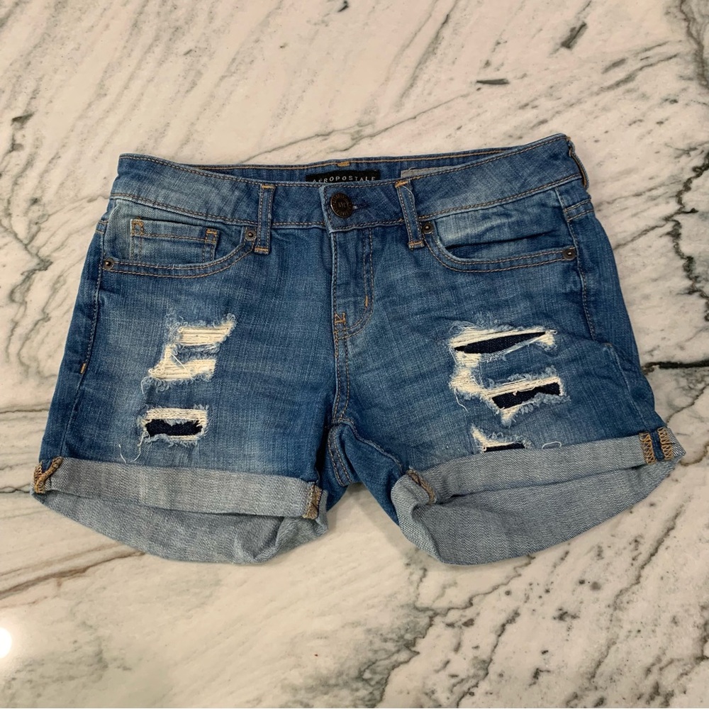 Aeropostale Distressed Cuffed Denim Midi Shorts - Size 0‎